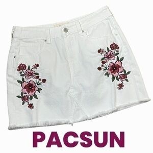 PACSUN white denim mini skirt floral embroidery size 26